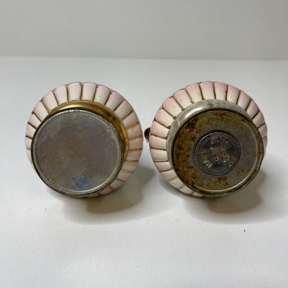 Vintage Salt Shaker And Pepper Grinder Set Porcelain and Brass Made In Italy - Picture 6 of 16